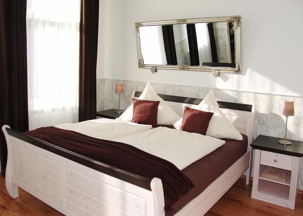 Hotel Garni Landhaus Uttum Krummhörn Εξωτερικό φωτογραφία